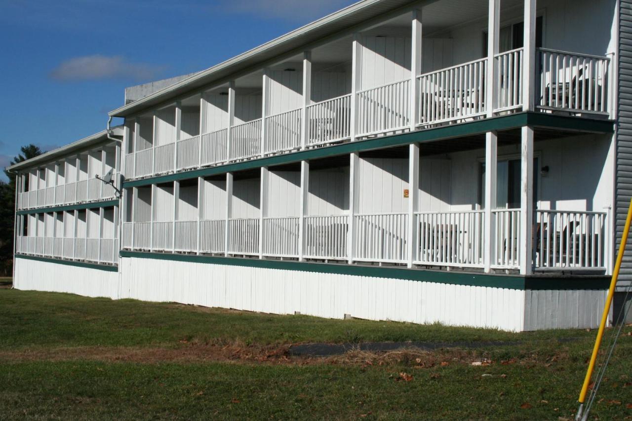 Windrifter Resort Wolfeboro Exterior foto